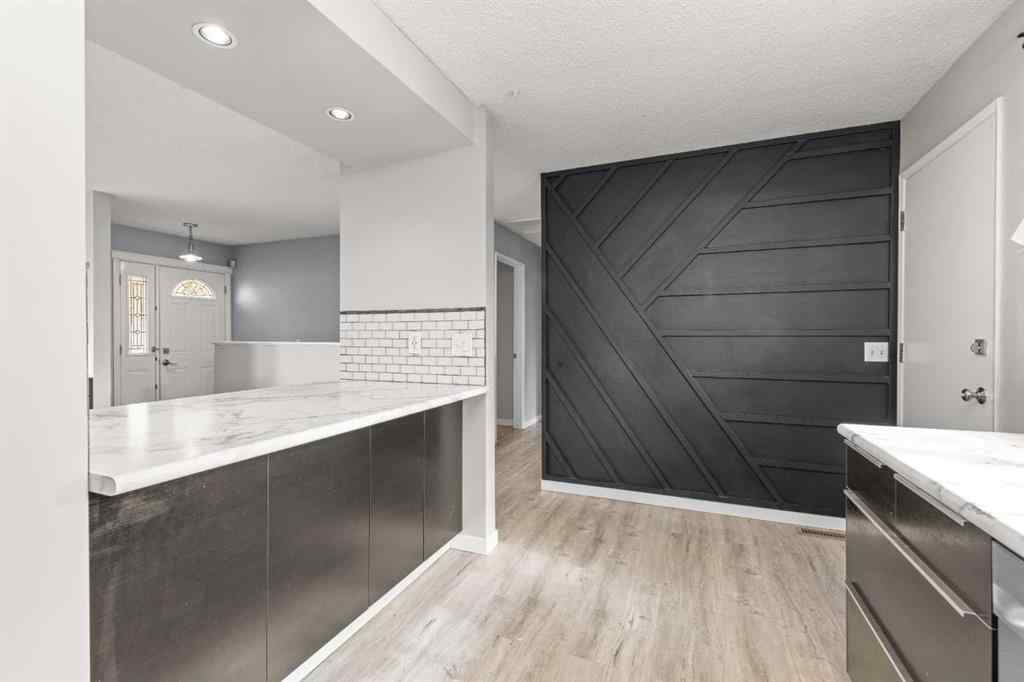 MLS® A2243148 - 132 Whitehill Place NE in Whitehorn Calgary, Residential