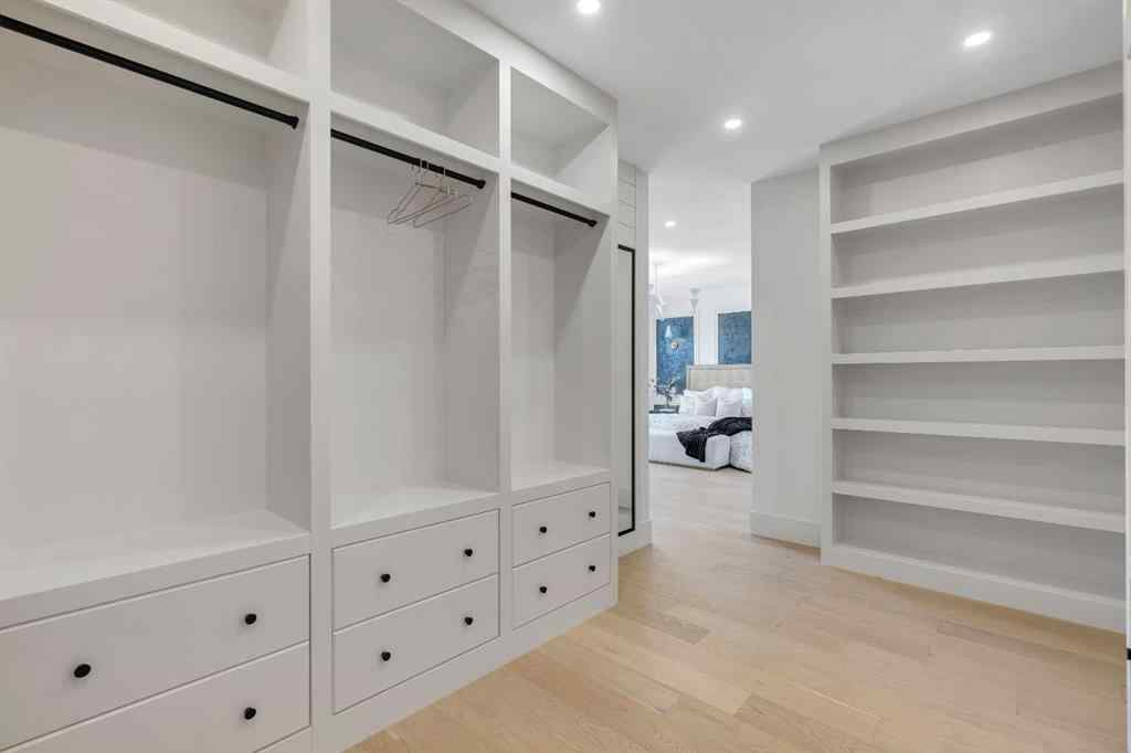 MLS® A2243157 - 2416 4 Avenue NW in West Hillhurst Calgary, Residential