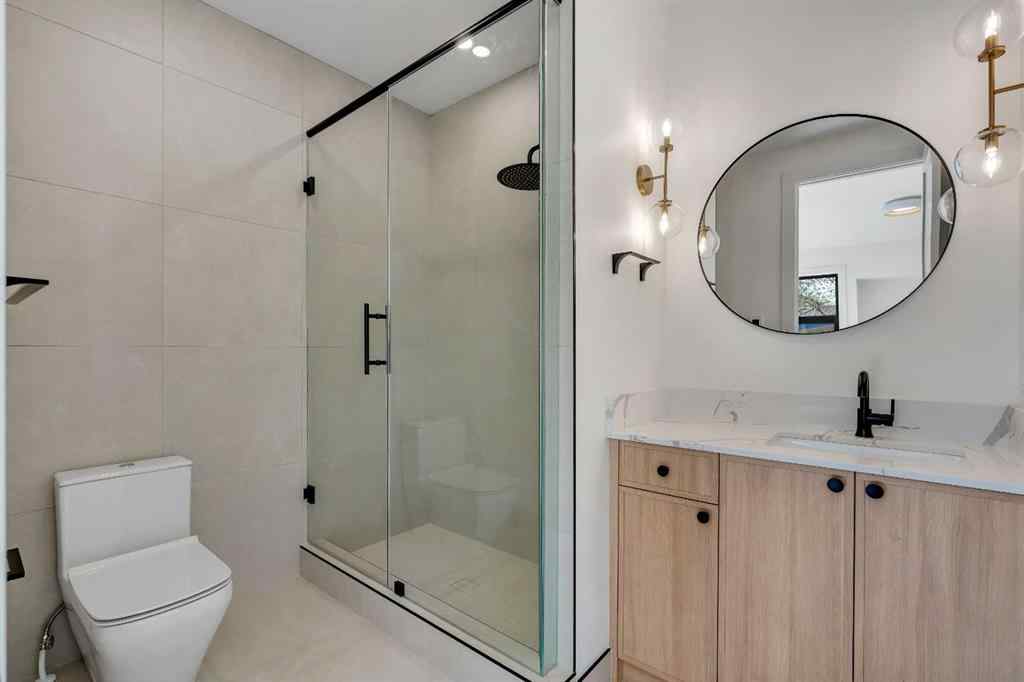 MLS® A2243157 - 2416 4 Avenue NW in West Hillhurst Calgary, Residential