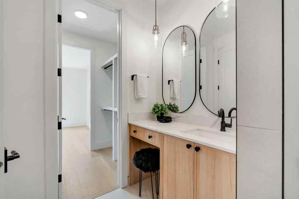 MLS® A2243157 - 2416 4 Avenue NW in West Hillhurst Calgary, Residential