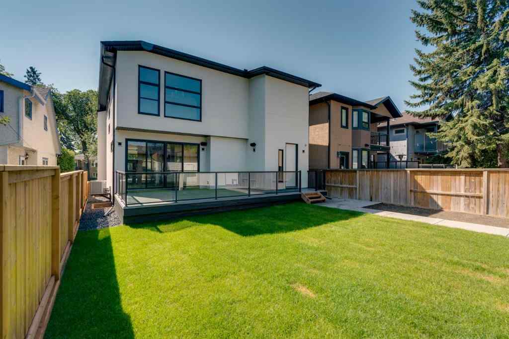 MLS® A2243157 - 2416 4 Avenue NW in West Hillhurst Calgary, Residential