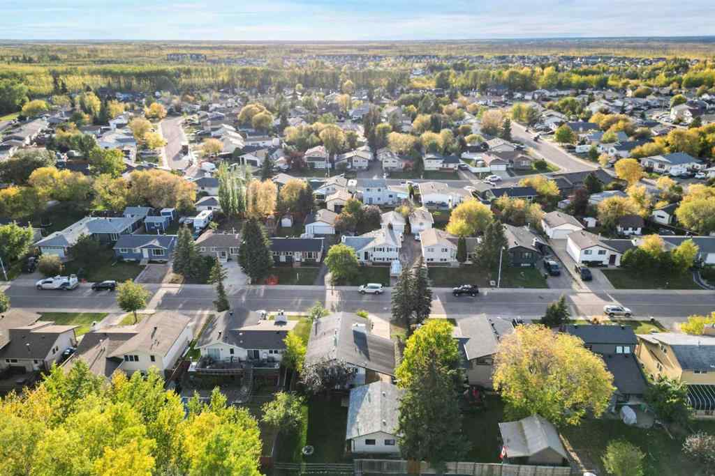 MLS® A2243172 - 128 Ermine Crescent  in Thickwood Fort McMurray, Residential