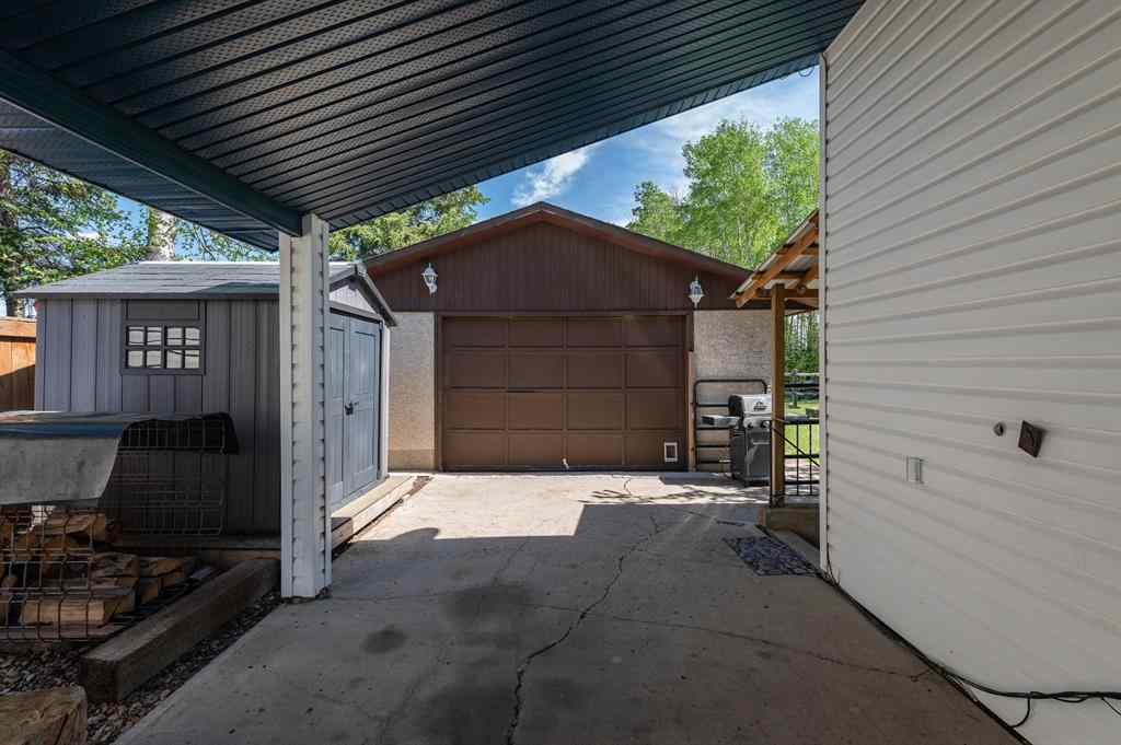 MLS® A2243172 - 128 Ermine Crescent  in Thickwood Fort McMurray, Residential