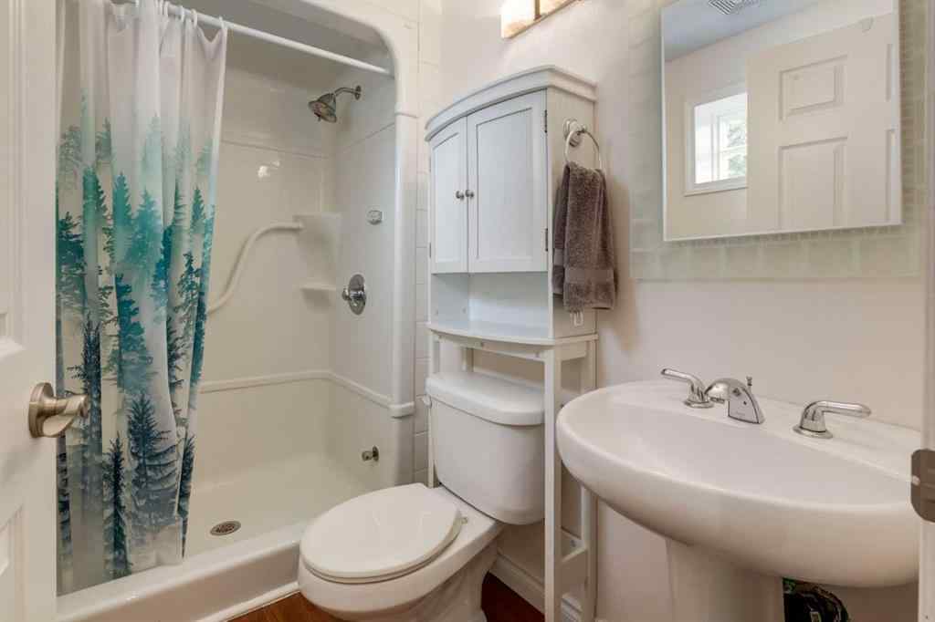MLS® A2243176 - 5016 Norris Road NW in North Haven Calgary, Residential