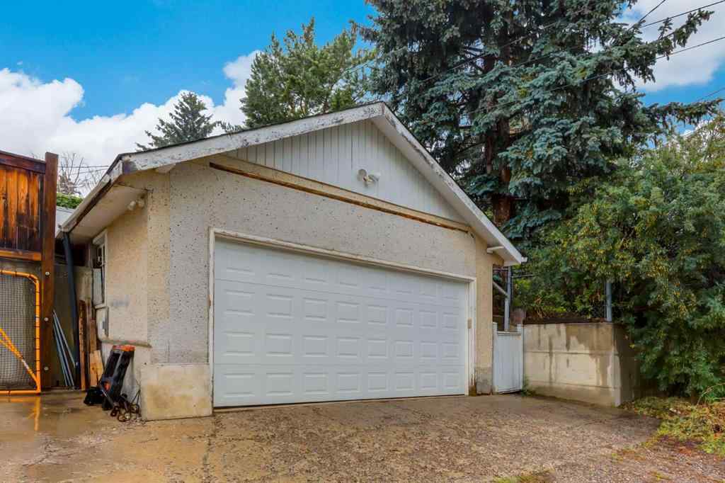 MLS® A2243176 - 5016 Norris Road NW in North Haven Calgary, Residential