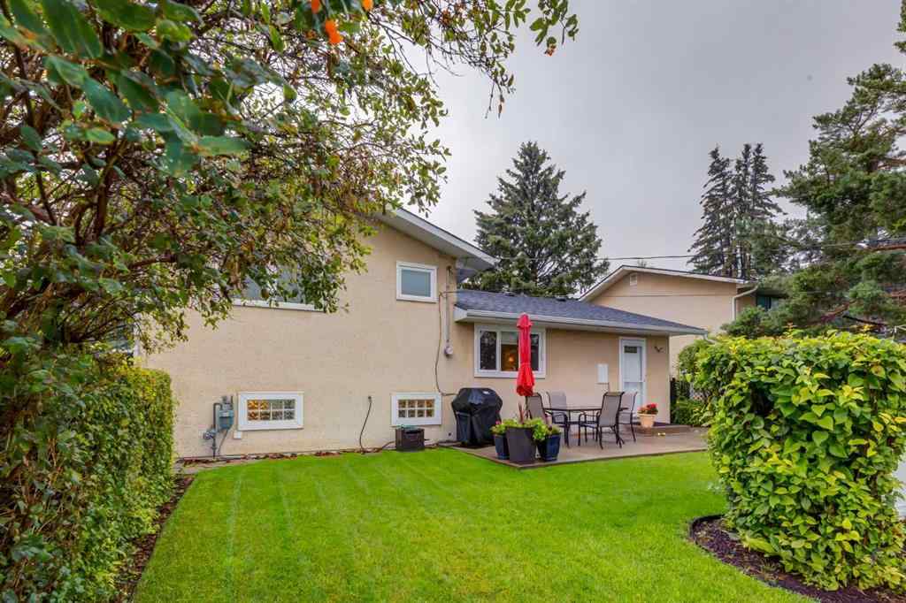 MLS® A2243176 - 5016 Norris Road NW in North Haven Calgary, Residential