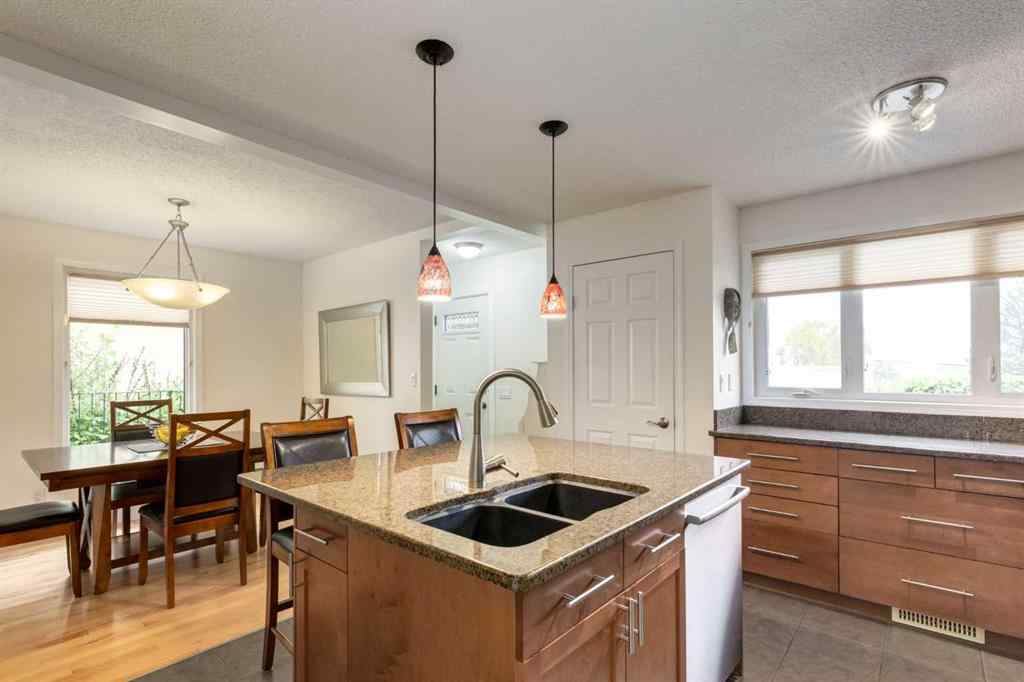 MLS® A2243176 - 5016 Norris Road NW in North Haven Calgary, Residential