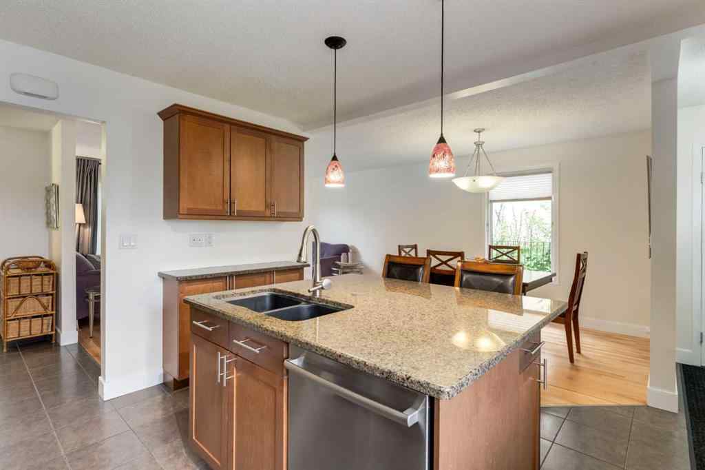 MLS® A2243176 - 5016 Norris Road NW in North Haven Calgary, Residential
