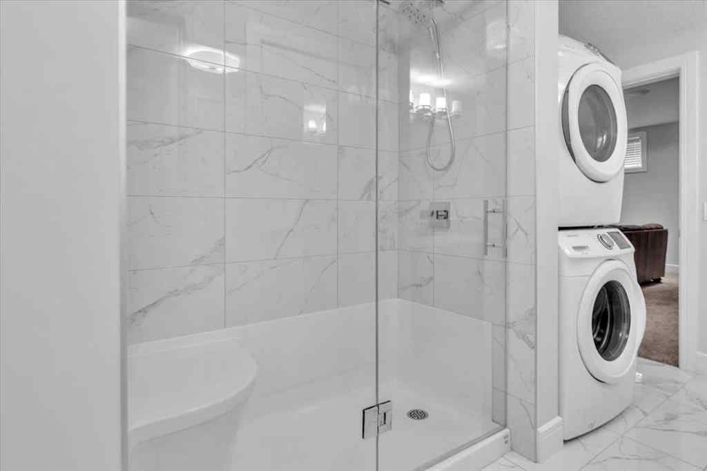 MLS® A2243177 - 151 Aspen Vista Way SW in Aspen Woods Calgary, Residential