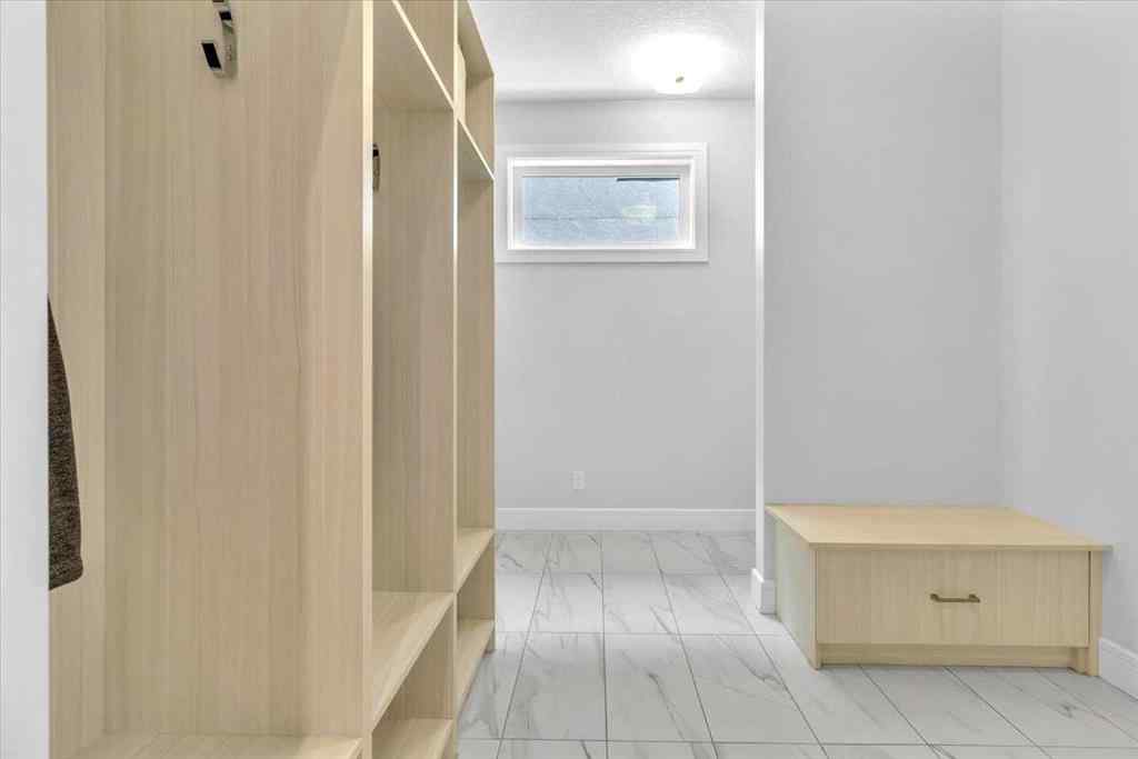 MLS® A2243177 - 151 Aspen Vista Way SW in Aspen Woods Calgary, Residential