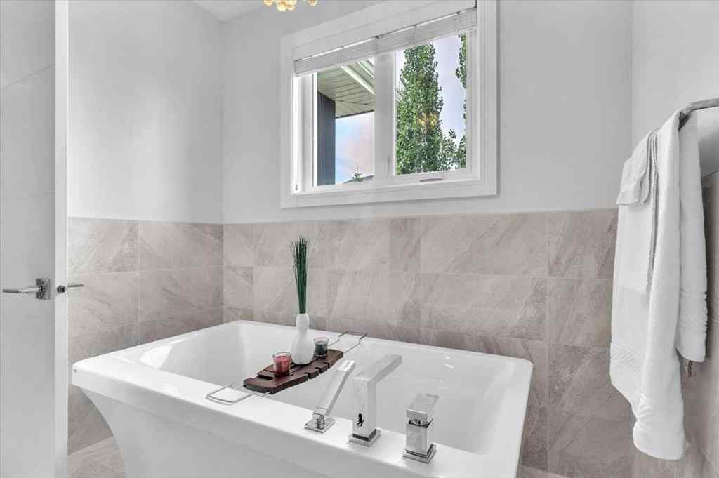 MLS® A2243177 - 151 Aspen Vista Way SW in Aspen Woods Calgary, Residential