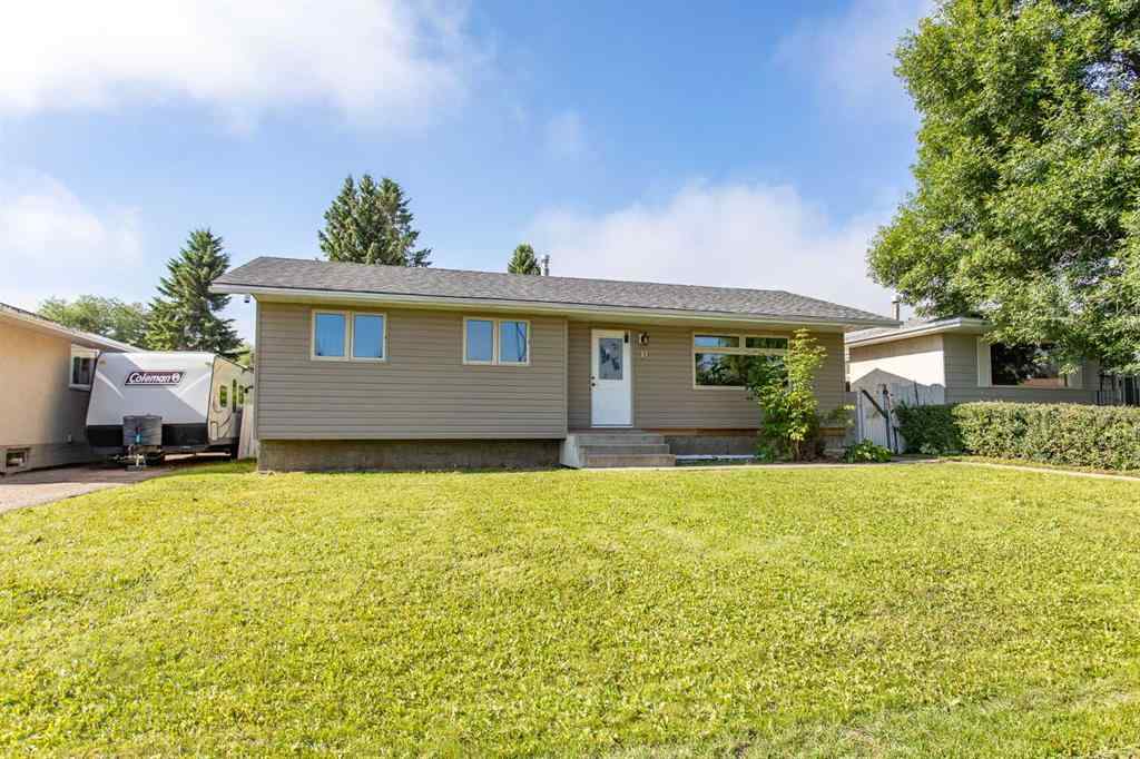 MLS® A2243178 - 11 Osborne Street  in Oriole Park Red Deer, Residential