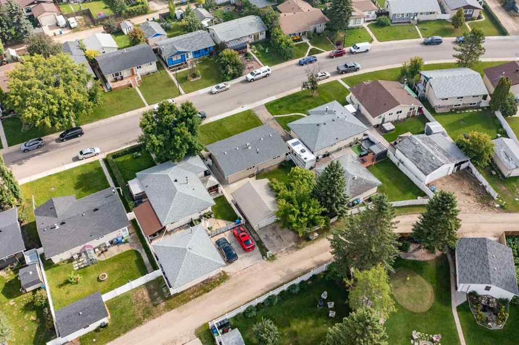 MLS® A2243178 - 11 Osborne Street  in Oriole Park Red Deer, Residential