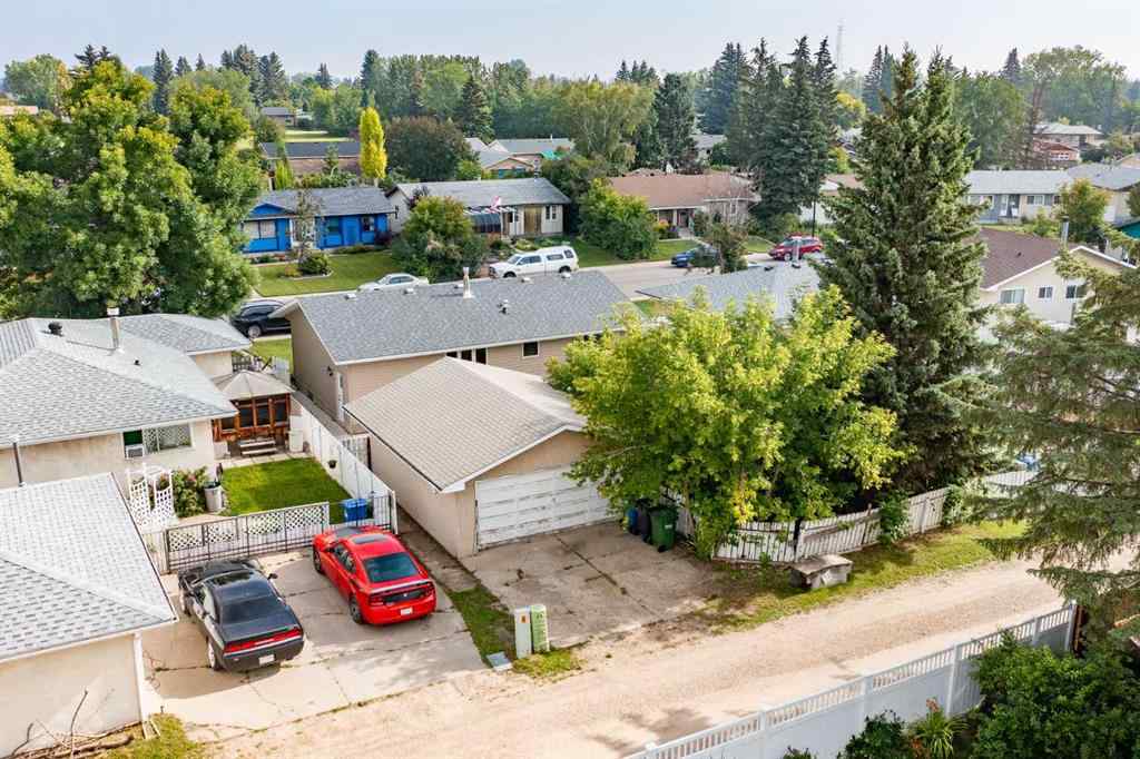 MLS® A2243178 - 11 Osborne Street  in Oriole Park Red Deer, Residential