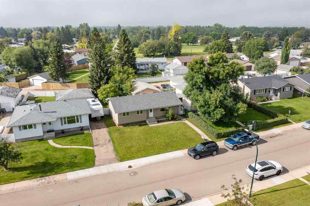 MLS® A2243178 - 11 Osborne Street  in Oriole Park Red Deer, Residential