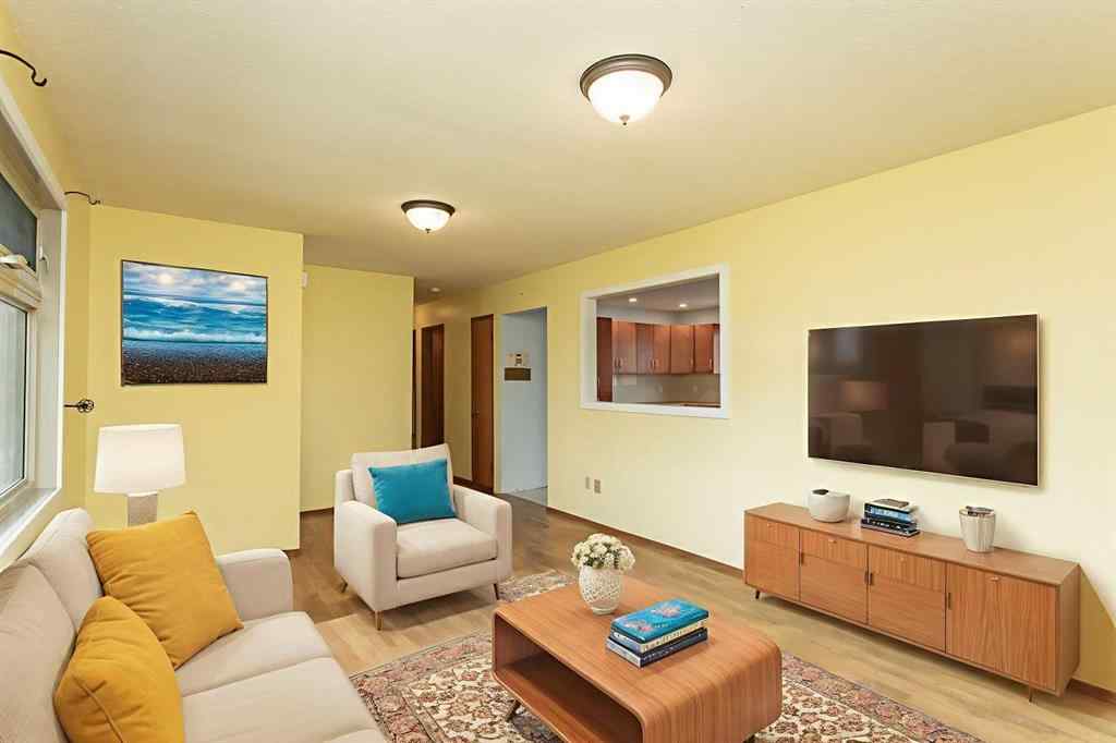MLS® A2243178 - 11 Osborne Street  in Oriole Park Red Deer, Residential