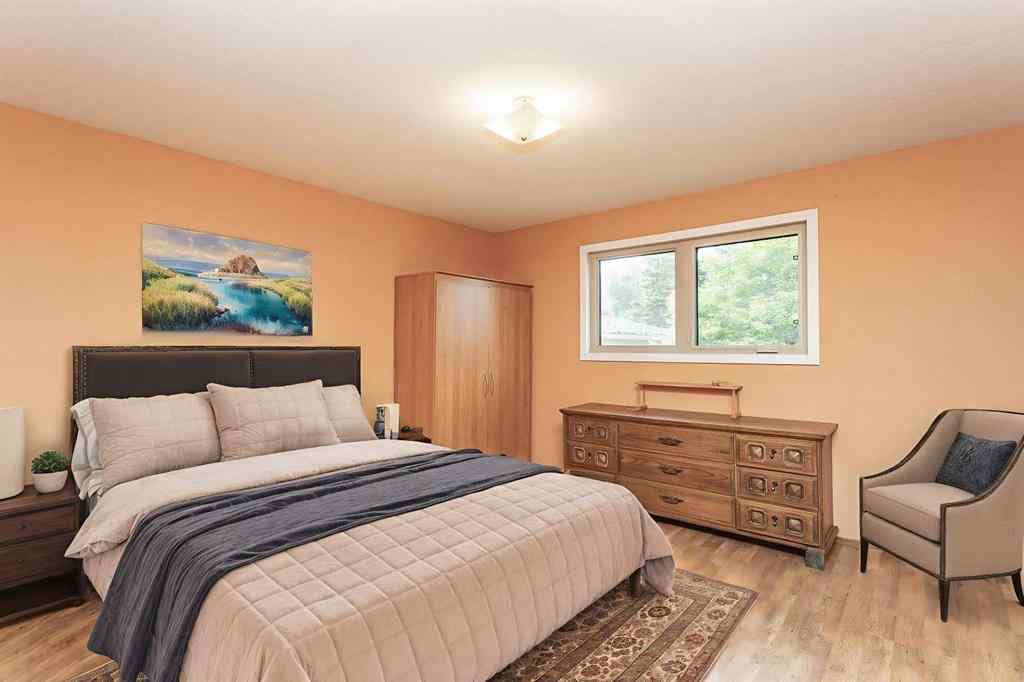 MLS® A2243178 - 11 Osborne Street  in Oriole Park Red Deer, Residential