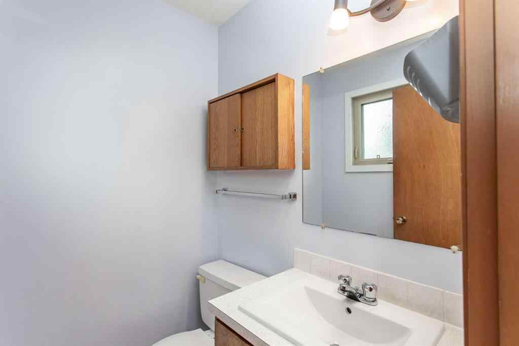 MLS® A2243178 - 11 Osborne Street  in Oriole Park Red Deer, Residential