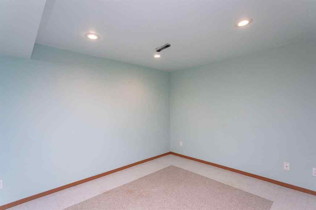 MLS® A2243178 - 11 Osborne Street  in Oriole Park Red Deer, Residential