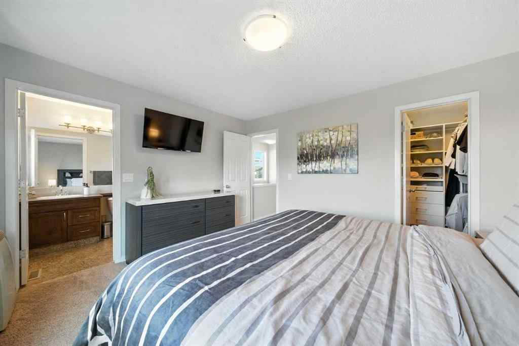 MLS® A2243180 - 420 Cranberry Circle SE in Cranston Calgary, Residential