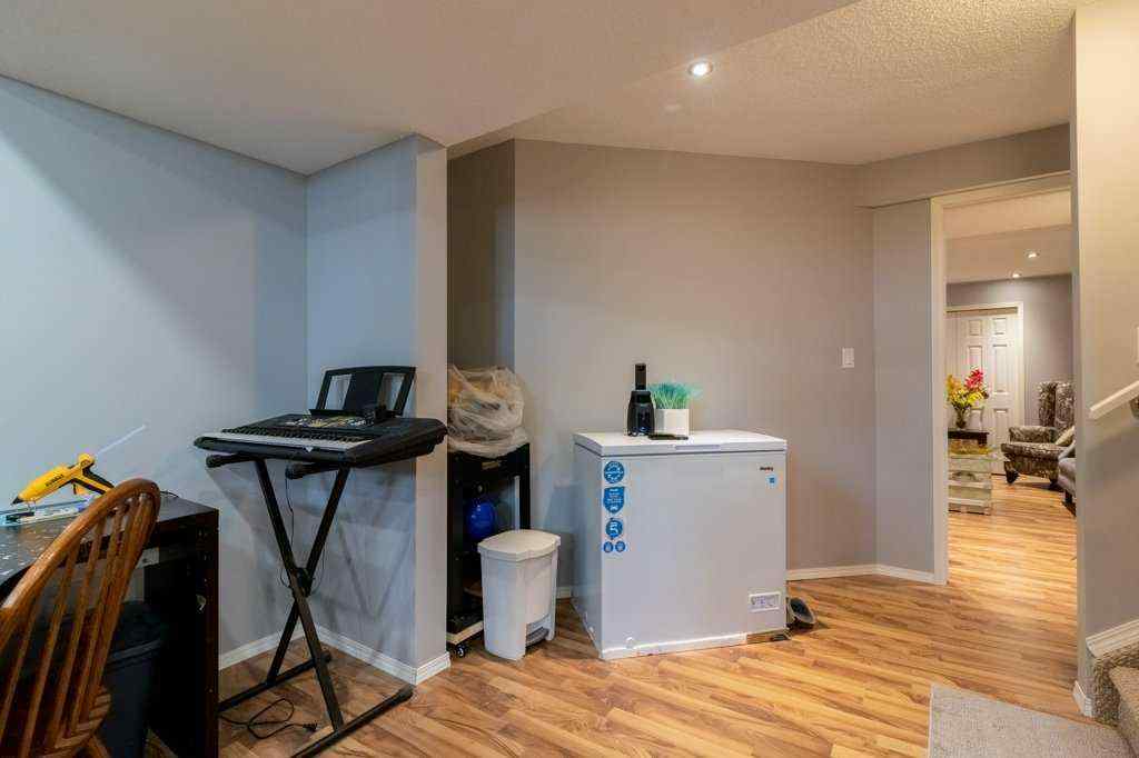 MLS® A2243185 - 138 Hampstead Circle NW in Hamptons Calgary, Residential