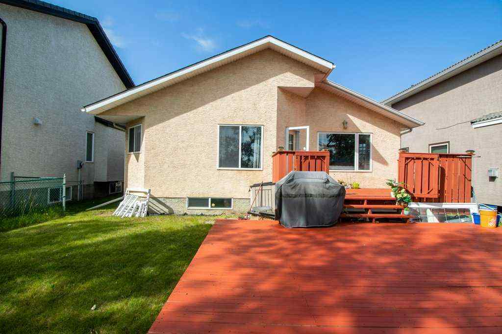 MLS® A2243185 - 138 Hampstead Circle NW in Hamptons Calgary, Residential