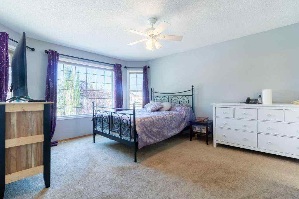MLS® A2243185 - 138 Hampstead Circle NW in Hamptons Calgary, Residential