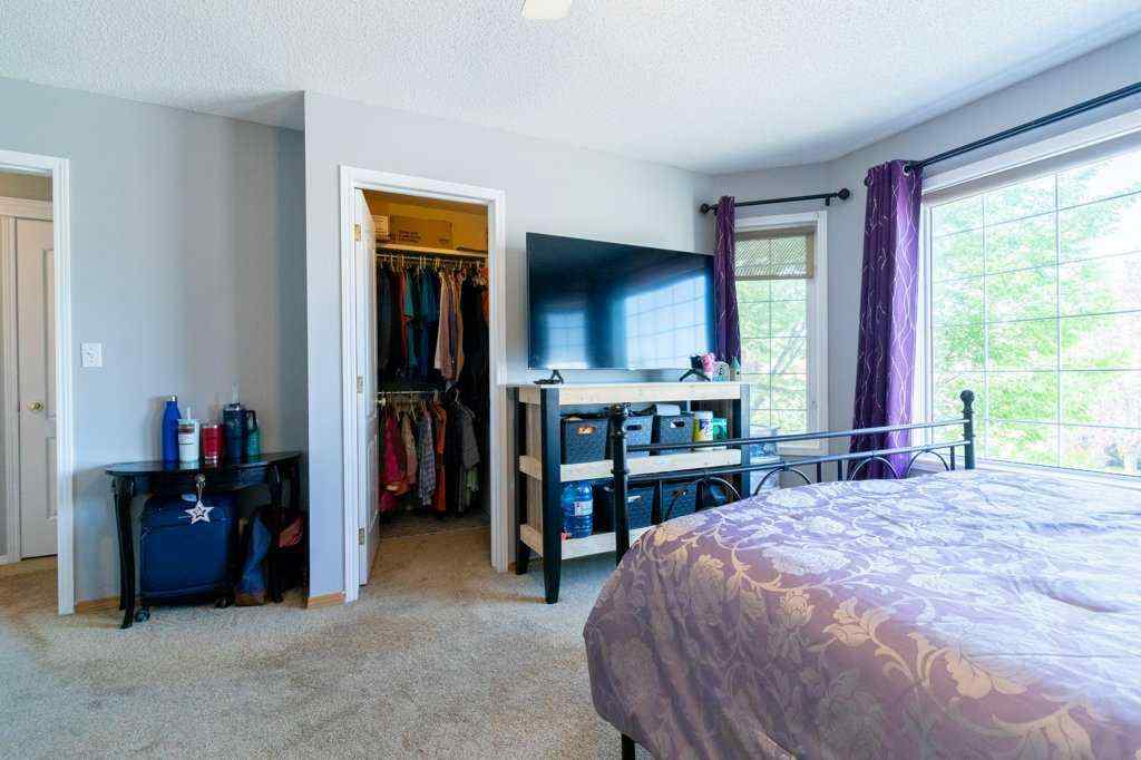 MLS® A2243185 - 138 Hampstead Circle NW in Hamptons Calgary, Residential