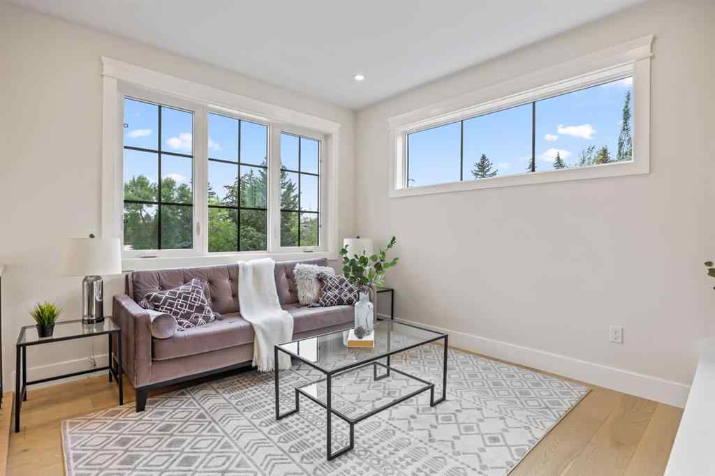 MLS® A2243190 - 12 Vardana Place NW in Varsity Calgary, Residential