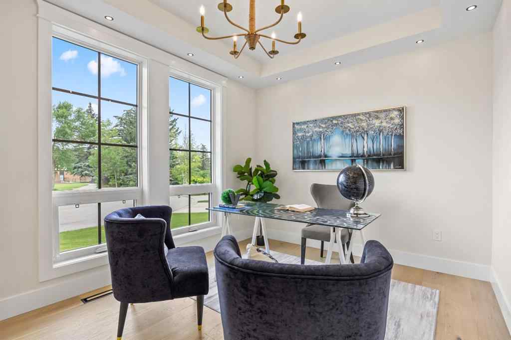MLS® A2243190 - 12 Vardana Place NW in Varsity Calgary, Residential