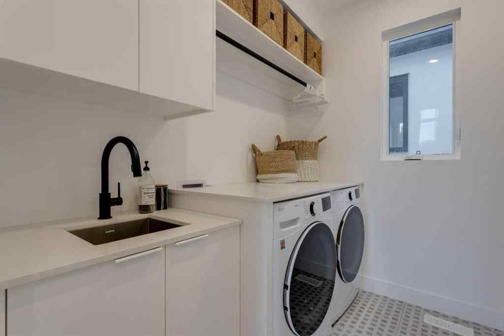 MLS® A2243194 - 701 27 Avenue NW in Mount Pleasant Calgary, Residential