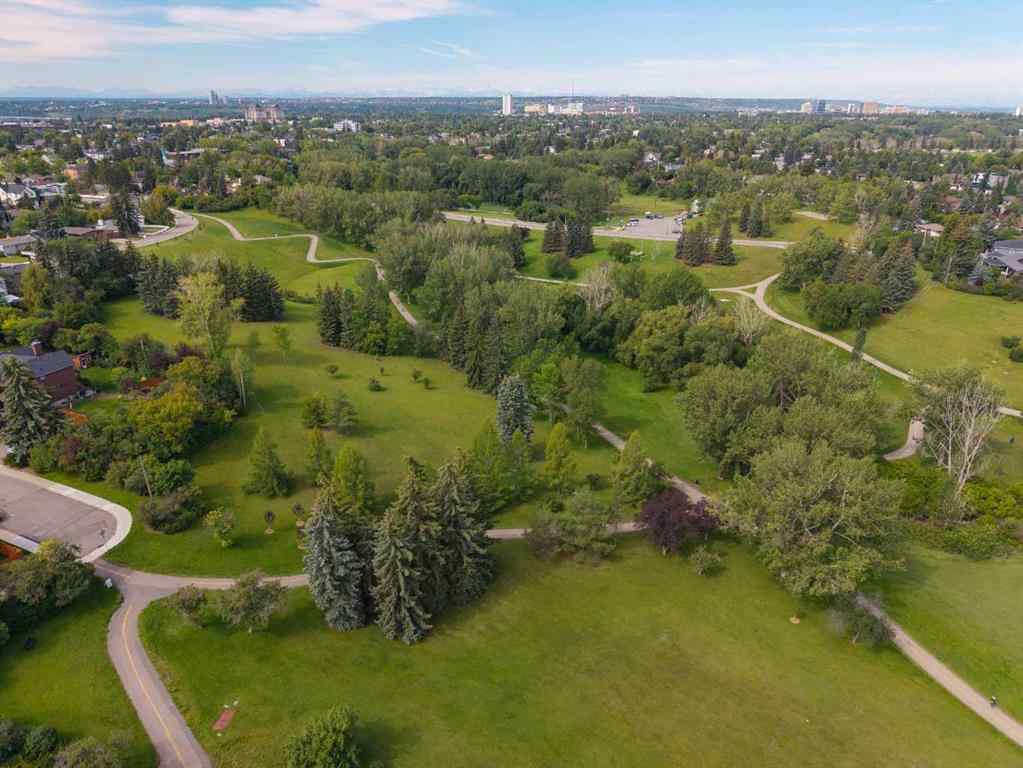 MLS® A2243194 - 701 27 Avenue NW in Mount Pleasant Calgary, Residential