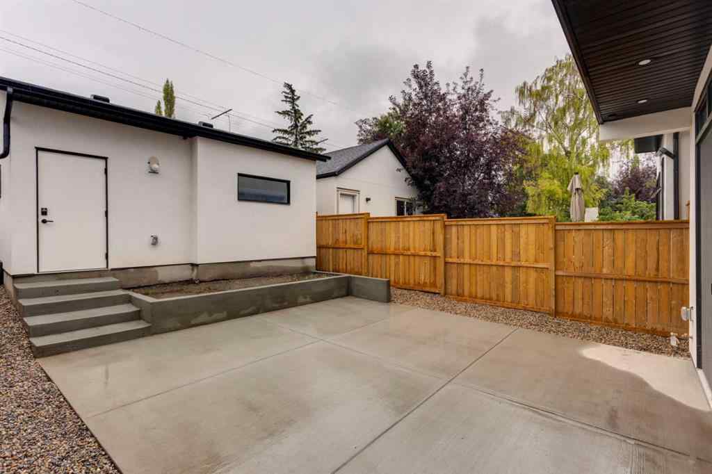 MLS® A2243194 - 701 27 Avenue NW in Mount Pleasant Calgary, Residential