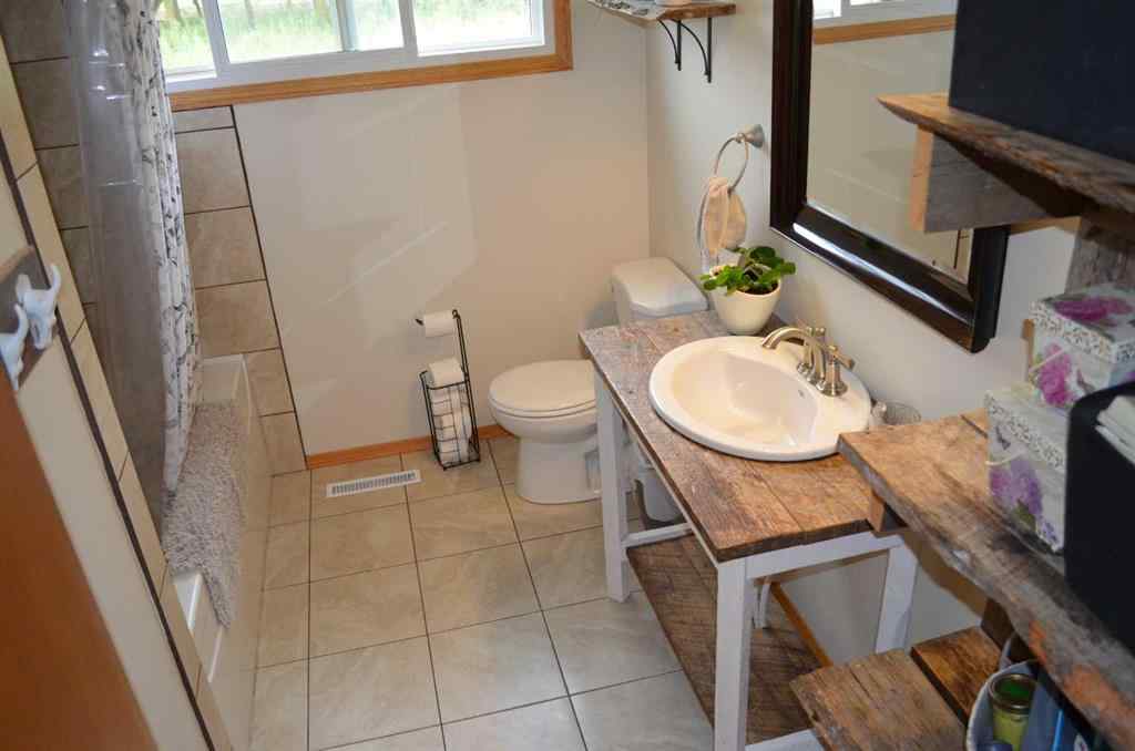 MLS® A2243201 - 14123 Township Road 404   in NONE Rural Flagstaff County, Residential