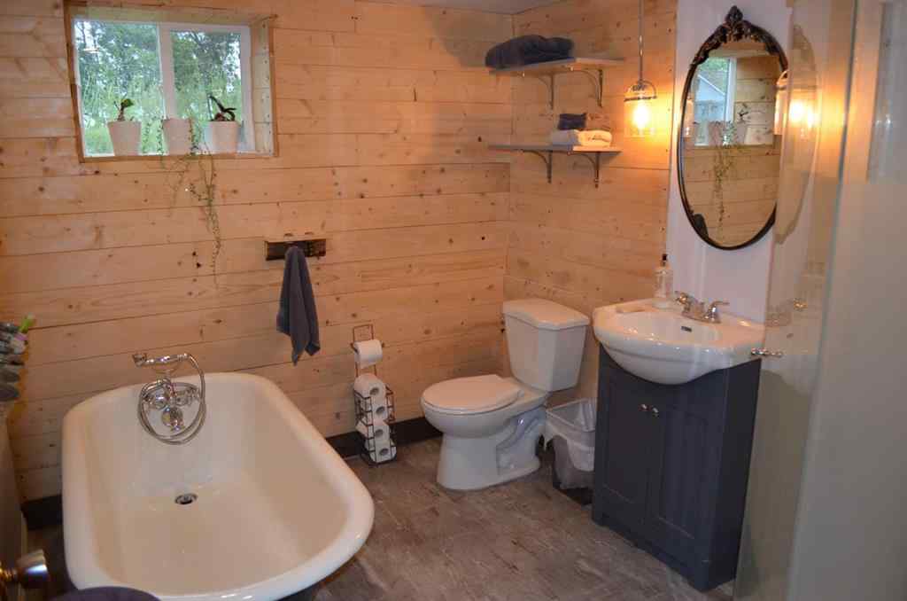 MLS® A2243201 - 14123 Township Road 404   in NONE Rural Flagstaff County, Residential