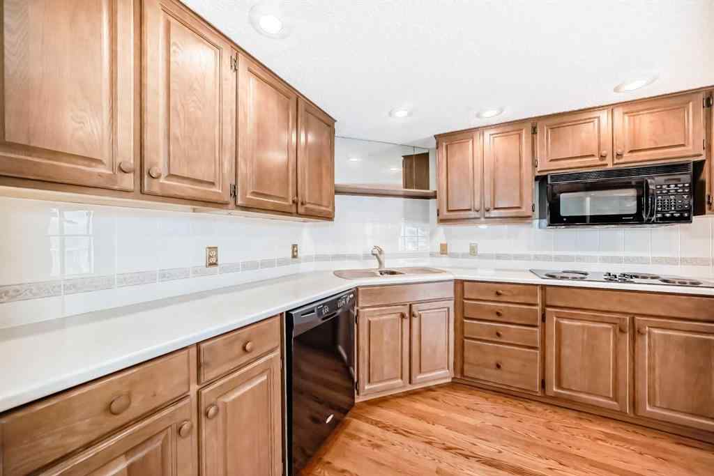 MLS® A2243212 - Unit #23 275 Woodridge Drive SW in Woodlands Calgary, Residential
