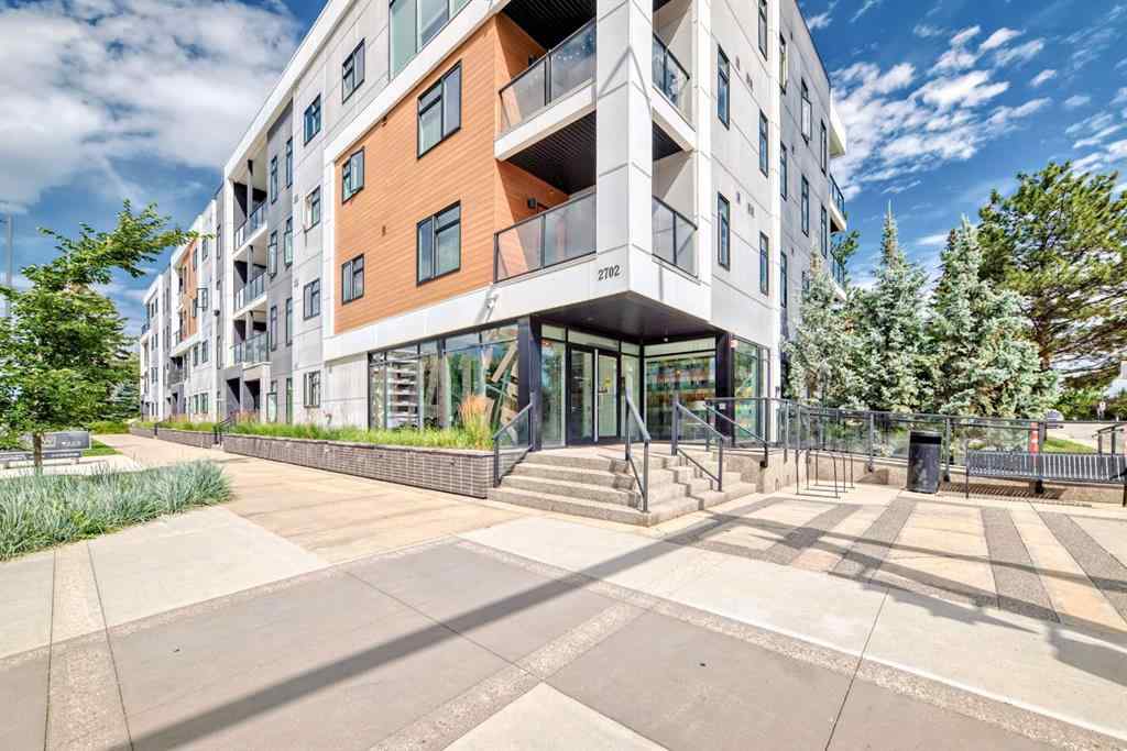 MLS® A2243214 - Unit #201 2702 17 Avenue SW in Shaganappi Calgary, Residential