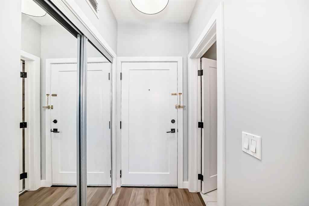 MLS® A2243214 - Unit #201 2702 17 Avenue SW in Shaganappi Calgary, Residential