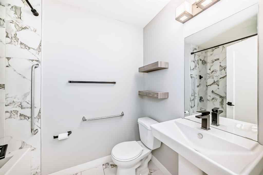 MLS® A2243214 - Unit #201 2702 17 Avenue SW in Shaganappi Calgary, Residential