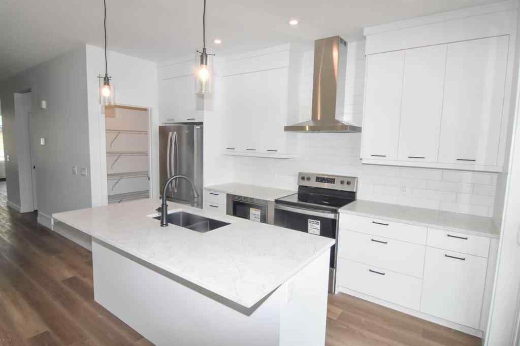MLS® A2243215 - 435 UNION Avenue SE in Seton Calgary, Rental