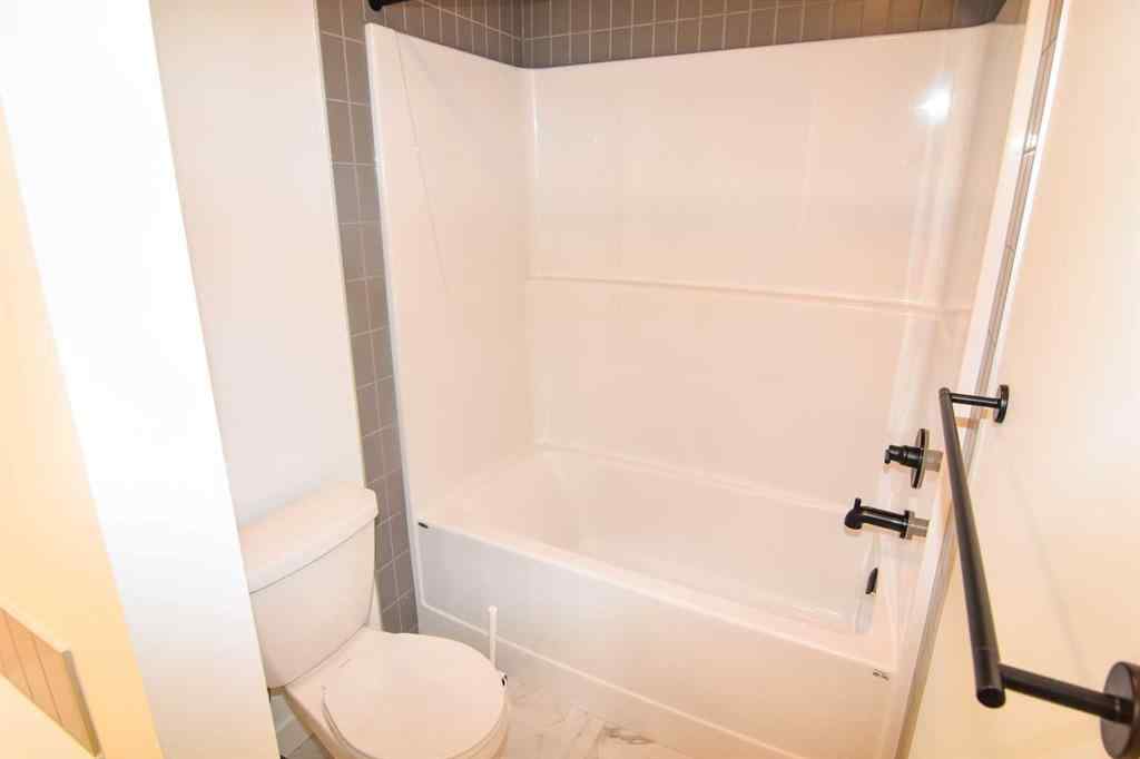 MLS® A2243215 - 435 UNION Avenue SE in Seton Calgary, Rental