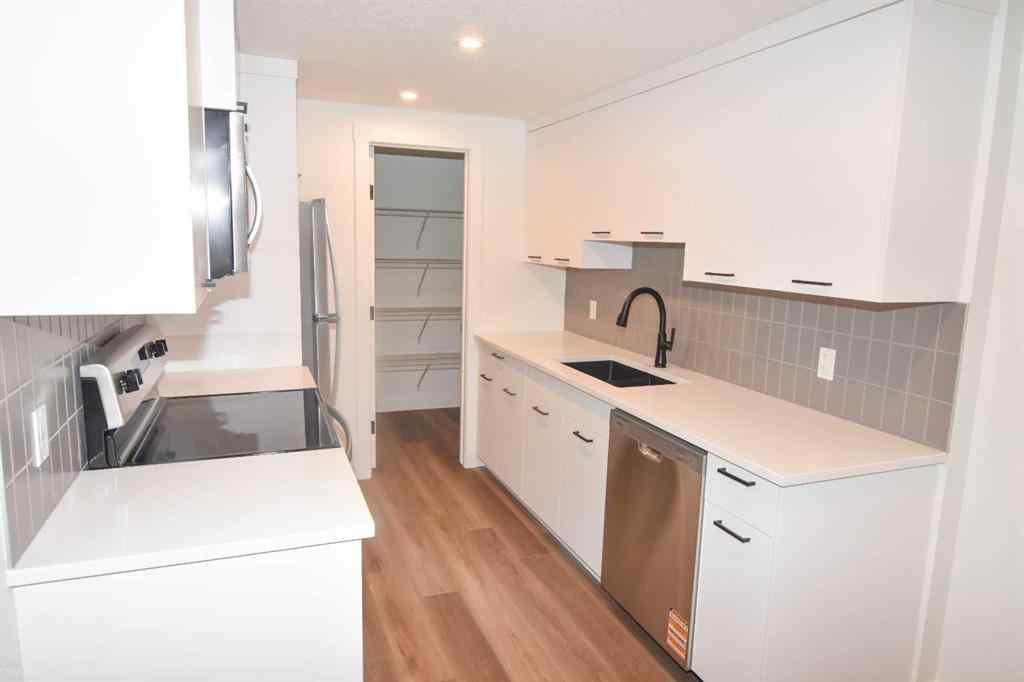 MLS® A2243215 - 435 UNION Avenue SE in Seton Calgary, Rental