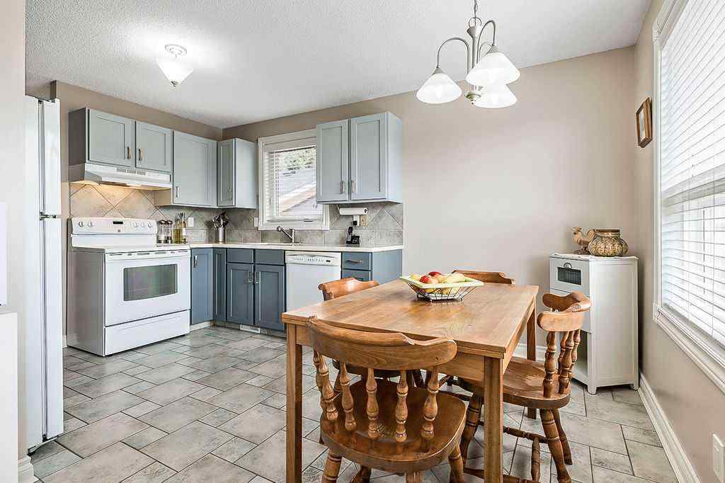 MLS® A2243231 - 141 Shawfield Way SW in Shawnessy Calgary, Residential