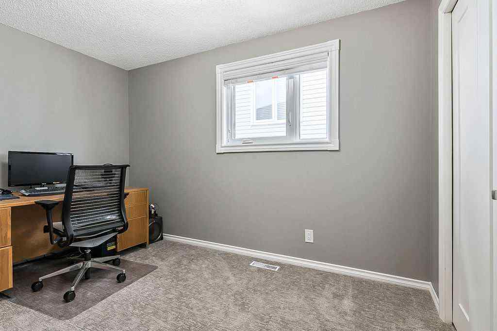 MLS® A2243231 - 141 Shawfield Way SW in Shawnessy Calgary, Residential
