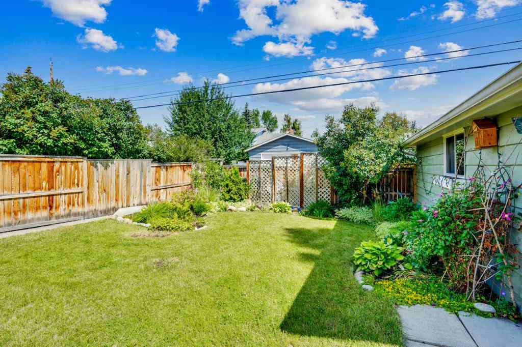 MLS® A2243235 - 1024 Lake Christina Way SE in Lake Bonavista Calgary, Residential