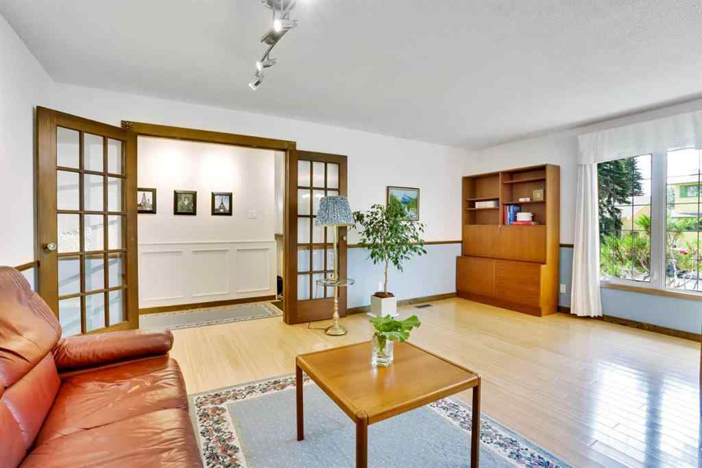 MLS® A2243235 - 1024 Lake Christina Way SE in Lake Bonavista Calgary, Residential
