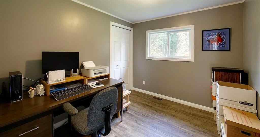 MLS® A2243248 - 710 54 Street S in Edson Edson, Commercial