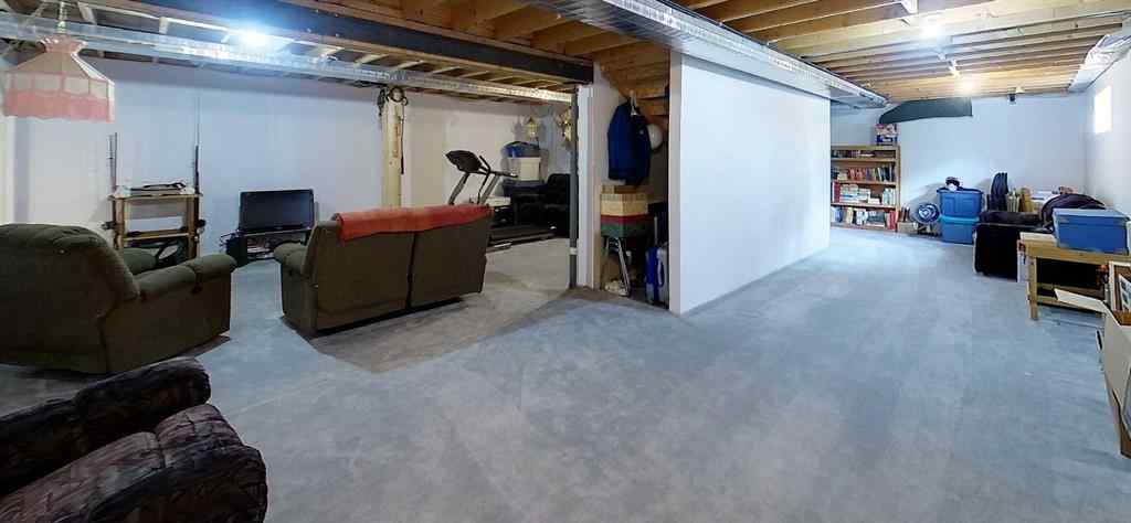 MLS® A2243248 - 710 54 Street S in Edson Edson, Commercial