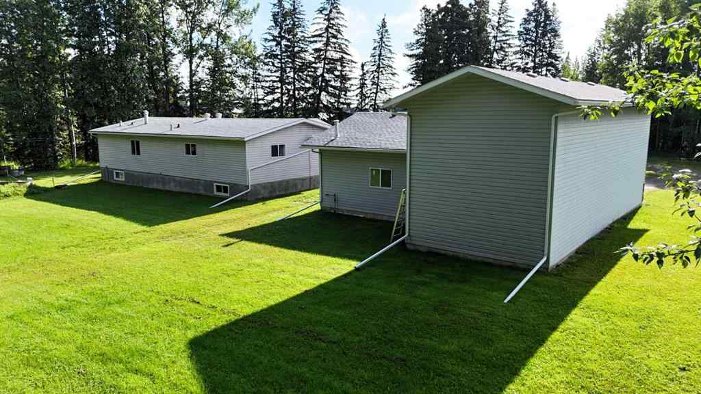 MLS® A2243248 - 710 54 Street S in Edson Edson, Commercial
