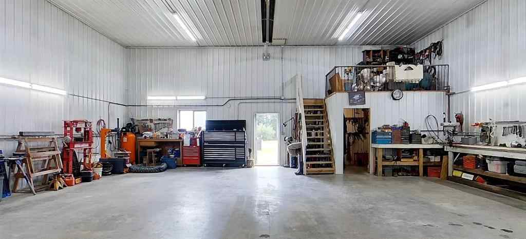 MLS® A2243248 - 710 54 Street S in Edson Edson, Commercial